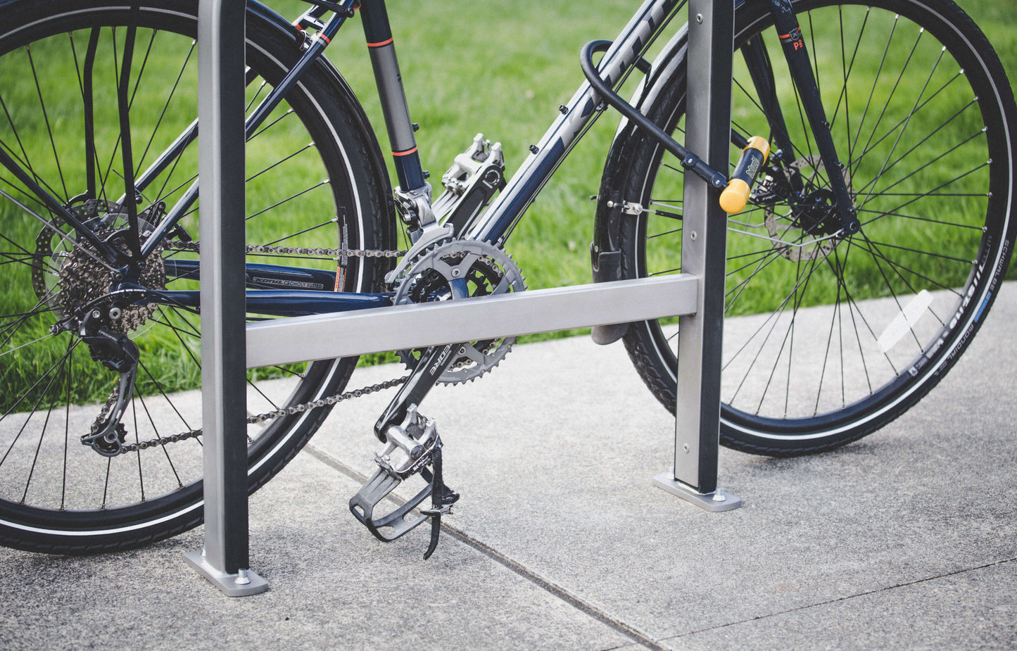 ADA-Compliant Tofino™ No Scratch® Bike Rack